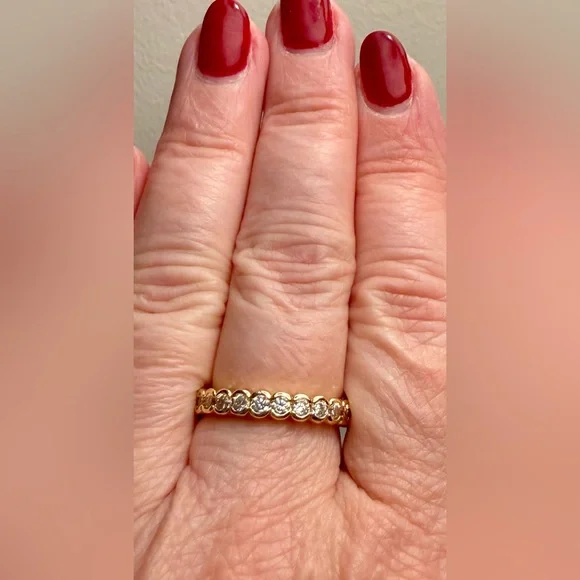 Ring - sz 8 - gold tone band with clear crystals - new! Dainty - classic. BOGO - Picture 3 of 10